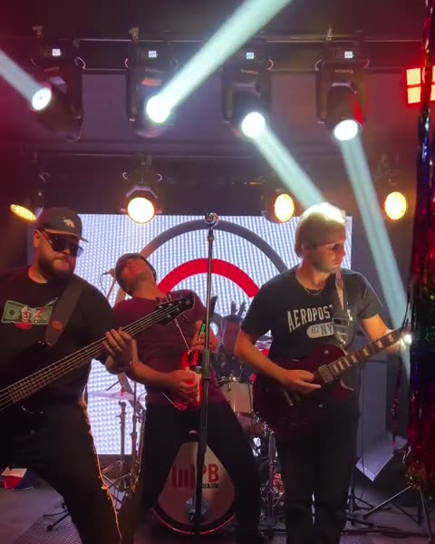 Show no momento Raimundos